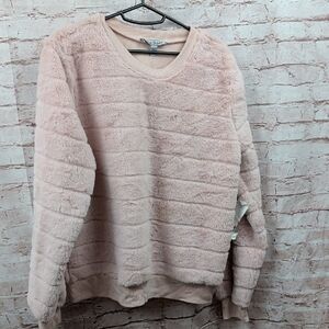 crave Fame Cozy Pink Fuzzy Sweater Medium Nwt